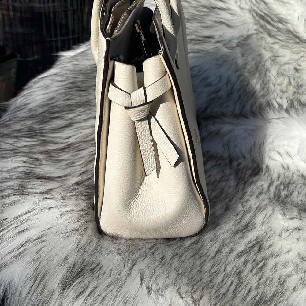 Kate Spade Knott Satchel - Picture 8 of 17